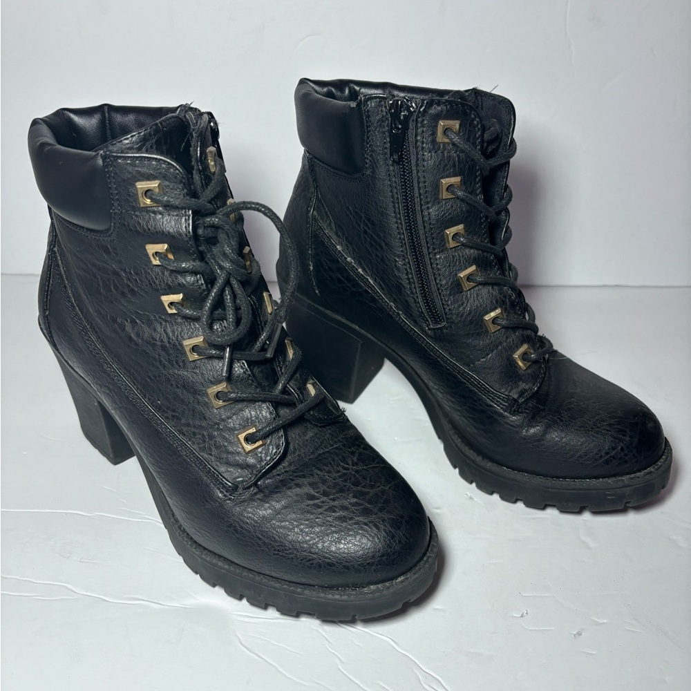 Women’s Black Combat Hiker Boot size 7.5